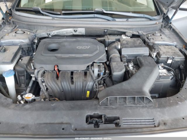 5NPE24AF2JH633890 Hyundai SONATA SE