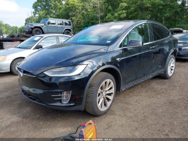 2017 TESLA MODEL X 5YJXCBE26HF056758 Photo 1