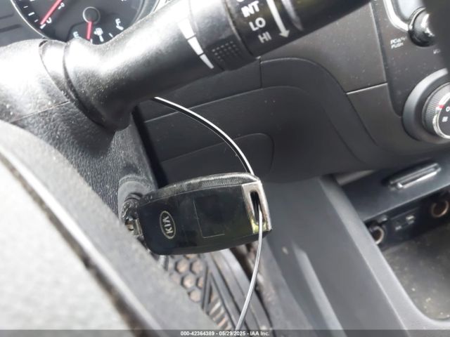 3KPFL4A72JE245203 KIA FORTE LX