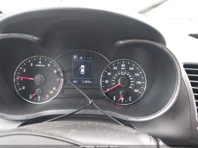 3KPFL4A72JE245203 KIA FORTE LX
