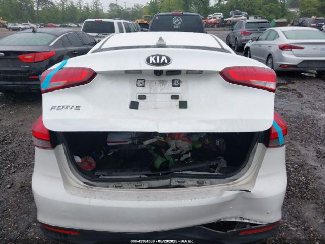 3KPFL4A72JE245203 KIA FORTE LX