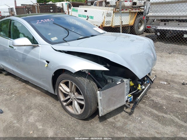 Tesla 3 phase a/c induction (dual motor) 2015 5YJSA1E22FF116770 Image 18