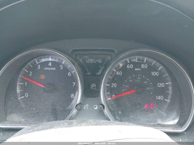 3N1CN7AP7HK471895 Nissan Versa 1.6 Sv
