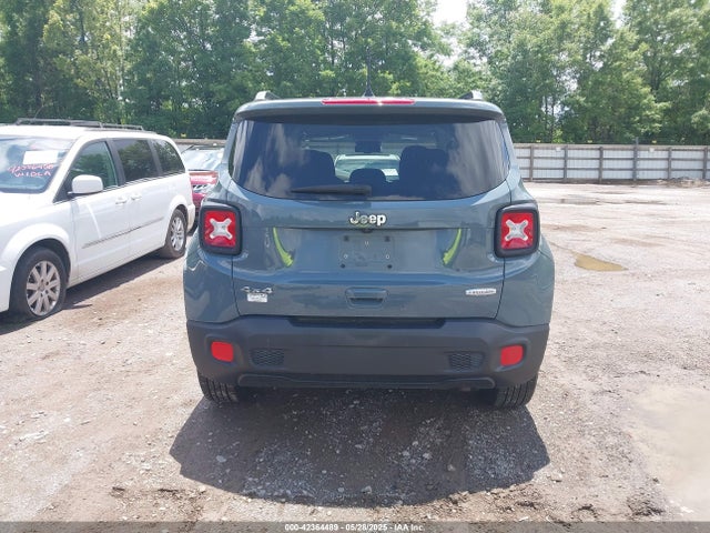 ZACCJBBB0JPH04294 Jeep Renegade Latitude 4x4