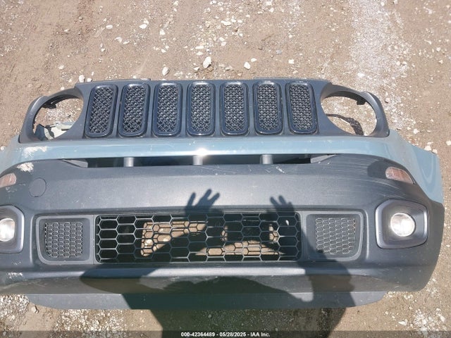 ZACCJBBB0JPH04294 Jeep Renegade Latitude 4x4