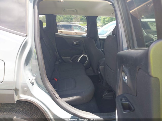 ZACCJBBB0JPH04294 Jeep Renegade Latitude 4x4