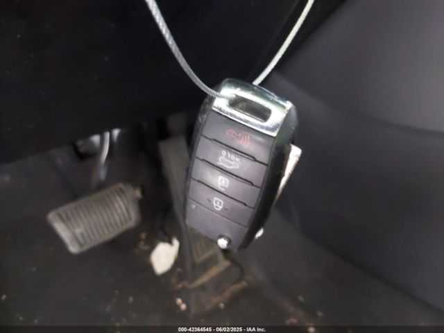 KNDJN2A29G7309520 KIA Soul