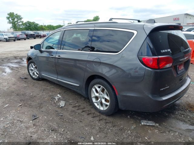 2020 CHRYSLER PACIFICA 2C4RC1GG8LR156319 Photo 2