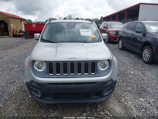 ZACCJABT5FPB28048 Jeep Renegade Latitude