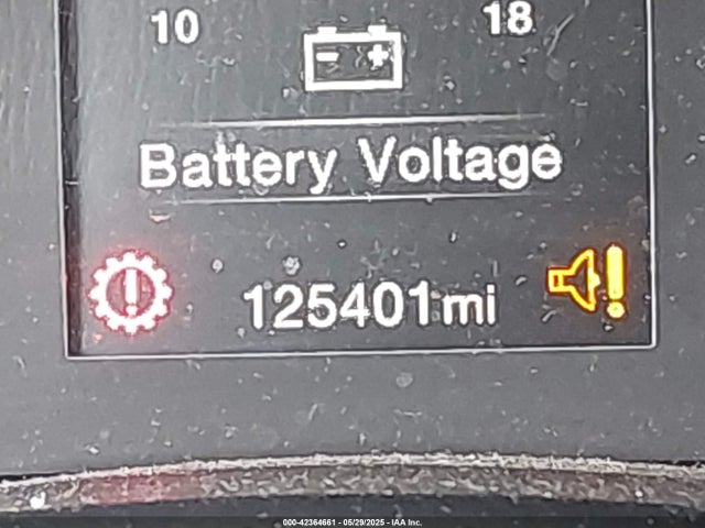 ZACCJABT5FPB28048 Jeep Renegade Latitude