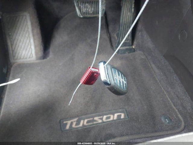 KM8JUCAG8FU056710 Hyundai Tucson Limited