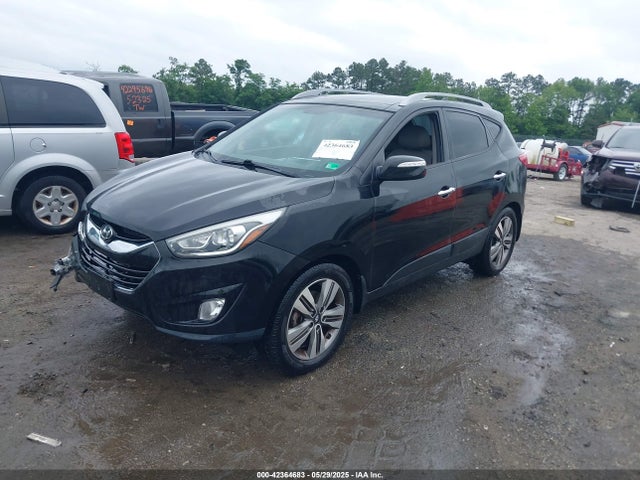 KM8JUCAG8FU056710 Hyundai Tucson Limited