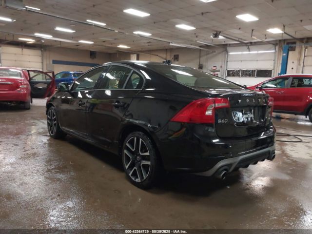 2018 VOLVO S60 YV140MTL3J2451695 Photo 2