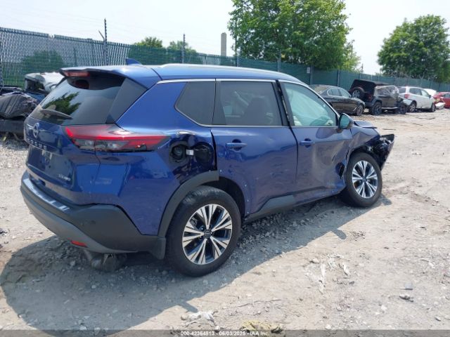 5N1BT3BB2NC732597 Nissan Rogue Sv Intelligent Awd