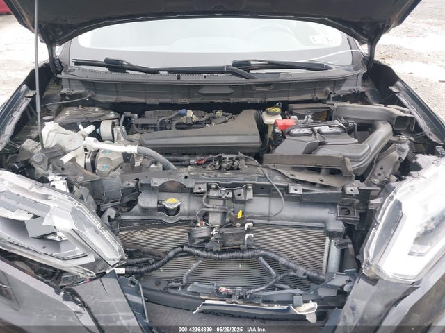 JN8AT2MV8JW322014 Nissan ROGUE SV