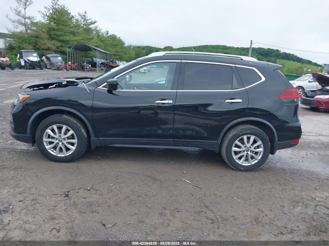 JN8AT2MV8JW322014 Nissan ROGUE SV