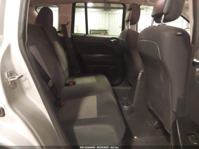2012 JEEP COMPASS 1C4NJCBA1CD573741 Photo 7