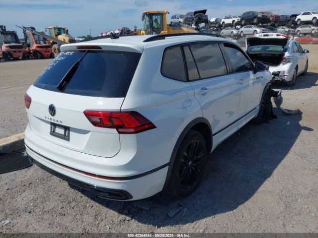 2022 VOLKSWAGEN TIGUAN 3VVCB7AX5NM009696 Photo 3