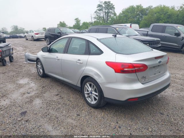 2017 FORD FOCUS 1FADP3F2XHL320241 Photo 2
