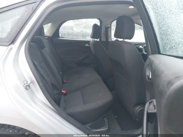 2017 FORD FOCUS 1FADP3F2XHL320241 Photo 7