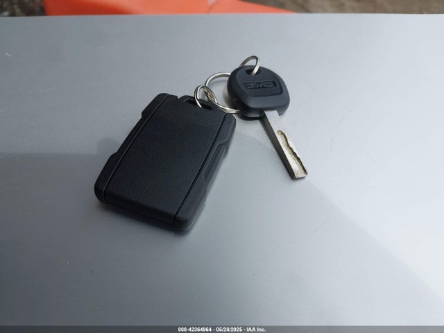 1GTH6BEN6N1203770 GMC lgz