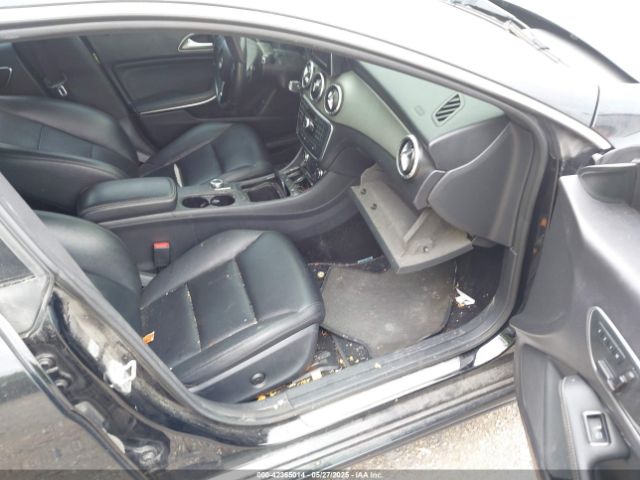 2014 MERCEDES-BENZ CLA 250 WDDSJ4EB7EN138013 Photo 4