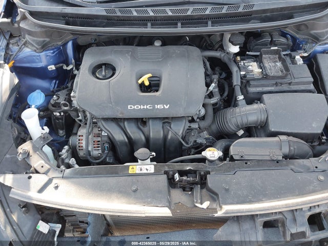 KIA FORTE LX 2017 3KPFK4A78HE096079 Image 10