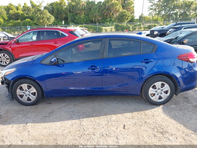 KIA FORTE LX 2017 3KPFK4A78HE096079 Image 14