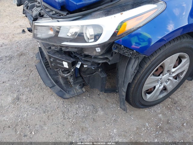 KIA FORTE LX 2017 3KPFK4A78HE096079 Image 6
