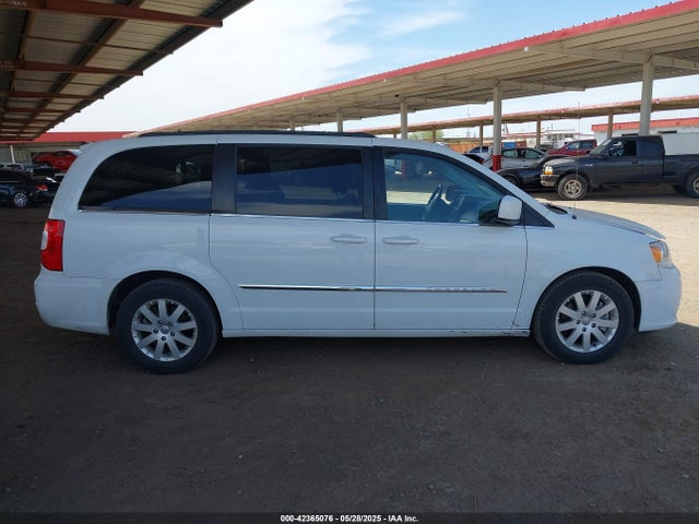 Chrysler Town & Country Touring 2016 2C4RC1BG4GR282853 Image 13