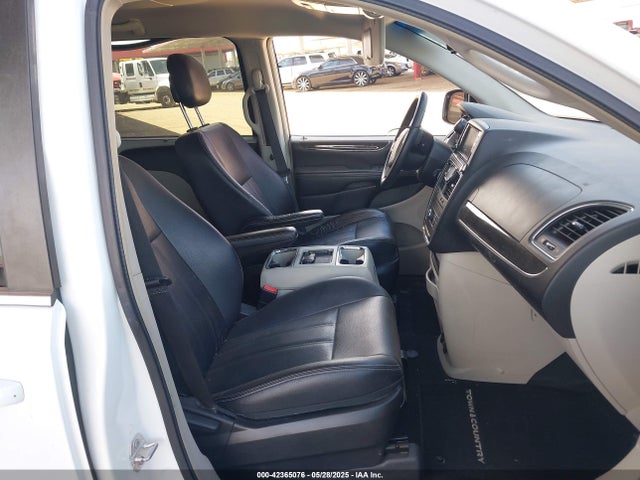 Chrysler Town & Country Touring 2016 2C4RC1BG4GR282853 Image 5