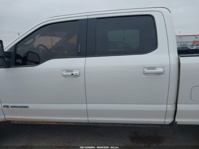 1FT7W2BTXKED26149 Ford F-250 Lariat