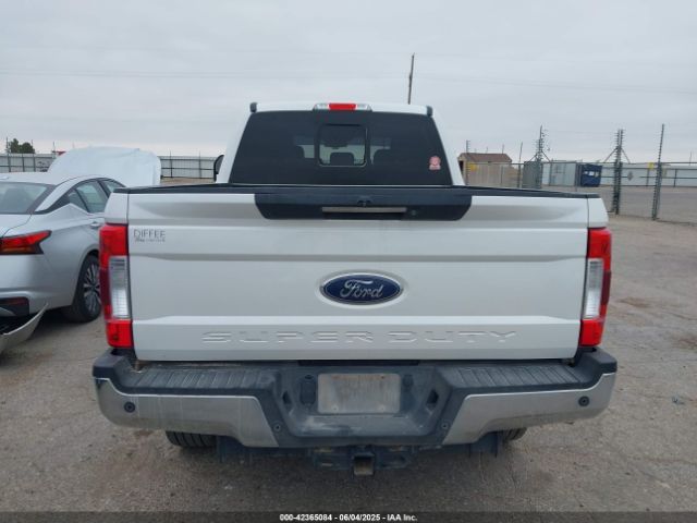 1FT7W2BTXKED26149 Ford F-250 Lariat