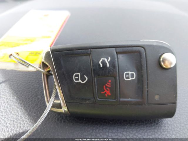 2020 VOLKSWAGEN TIGUAN 3VV2B7AX2LM030790 Photo 10