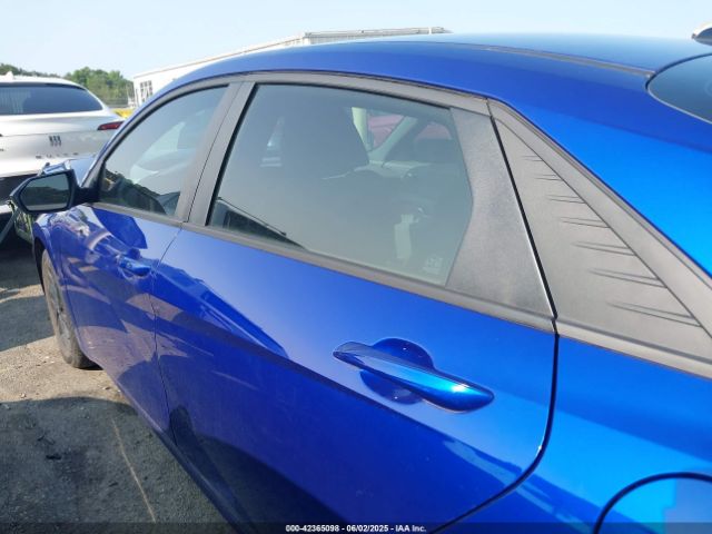 KMHLM4AJ7PU055642 Hyundai Elantra Hybrid Blue
