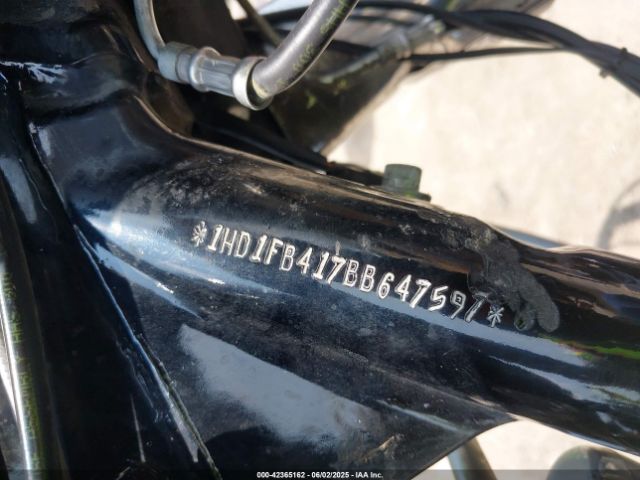 2011 HARLEY-DAVIDSON FLHR 1HD1FB417BB647597 Photo 9