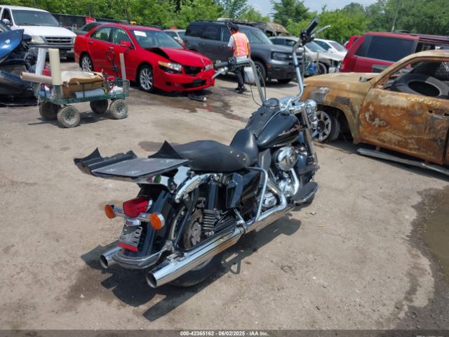 2011 HARLEY-DAVIDSON FLHR 1HD1FB417BB647597 Photo 3