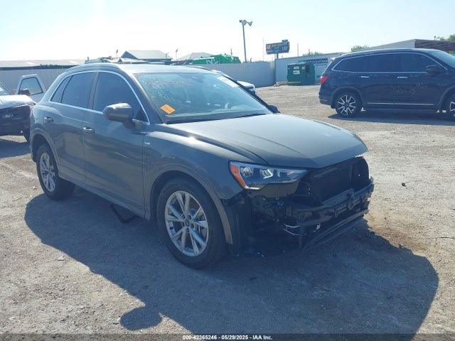 2022 AUDI Q3 WA1DECF32N1023989 Photo 0