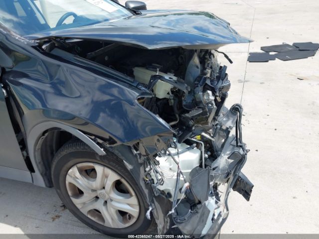 2T3ZFREV9FW231580 Toyota RAV4 LE