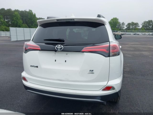 JTMJFREV6HD206035 Toyota RAV4 SE