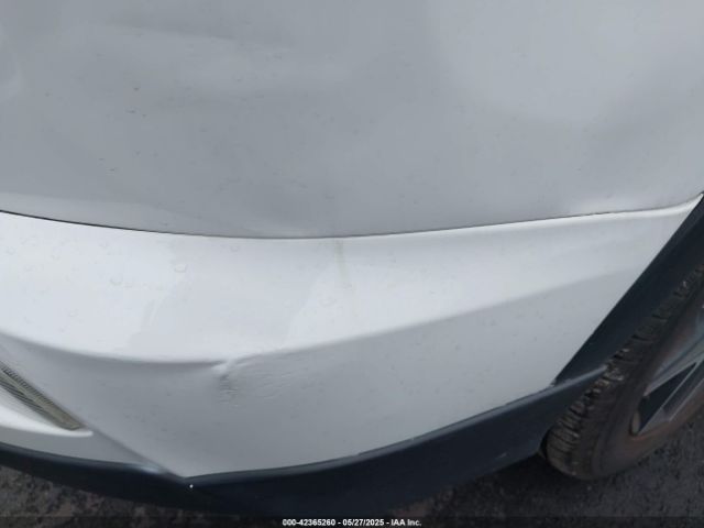 JTMJFREV6HD206035 Toyota RAV4 SE