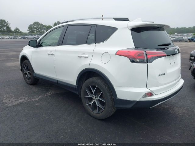 JTMJFREV6HD206035 Toyota RAV4 SE