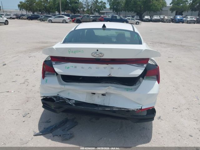 5NPLL4AG2MH014921 Hyundai ELANTRA SE