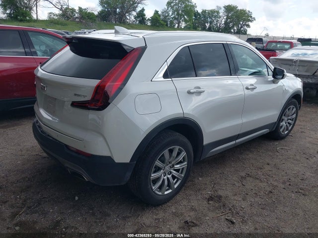 2023 CADILLAC XT4 1GYFZDR47PF202588 Photo 3