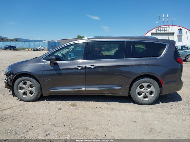 Chrysler Pacifica 2017 2C4RC1EG8HR543060 Image 15