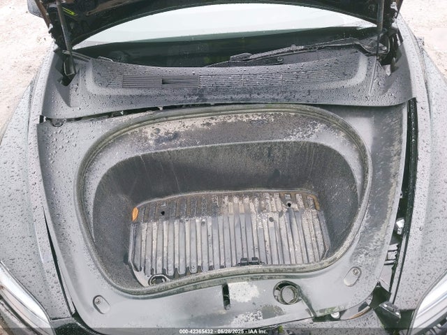 5YJ3E1EA3SF972055 Tesla MODEL 3