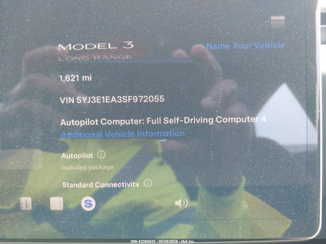 5YJ3E1EA3SF972055 Tesla MODEL 3