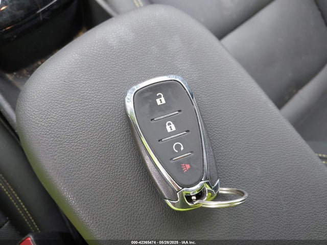 KL77LKE21RC023517 Chevrolet lih