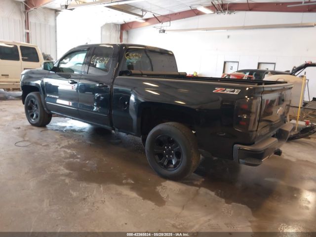 2017 CHEVROLET SILVERADO 1500 1GCVKREC3HZ196899 Photo 2