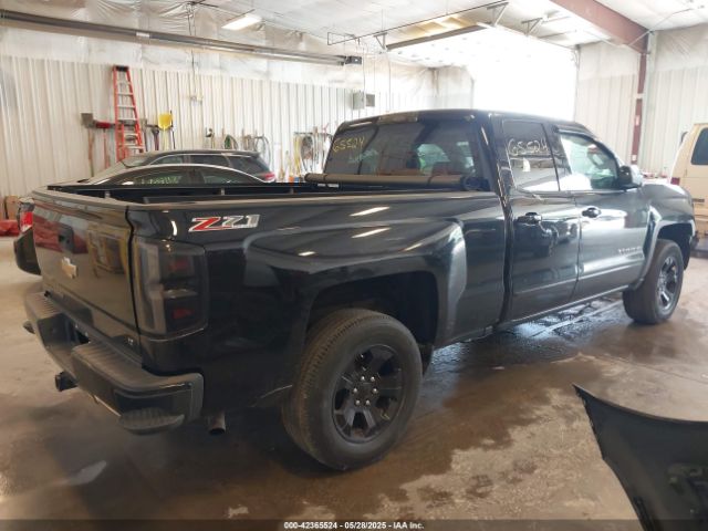 2017 CHEVROLET SILVERADO 1500 1GCVKREC3HZ196899 Photo 3